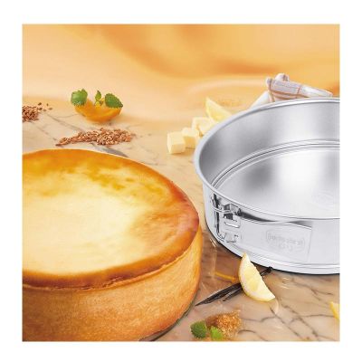 Dr. Oetker 1460 Classic Kelepçeli Kek Kalıbı, 26 cm - 2