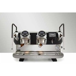 Faema E71E Full Otomatik Espresso Kahve Makinesi, 2 Gruplu, Beyaz-Gümüş-Ahşap - Thumbnail