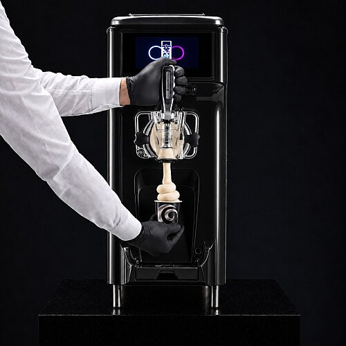 Gelmatic Giotto 11 Soft Dondurma Makinesi, Siyah - 3
