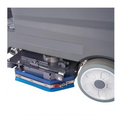 Labomat 110B Ride-on Floor Cleaning Machine, 90 L, Battery Powered - 5