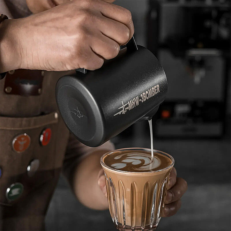 MHW-3Bomber P5032B Süt Potu Pitcher, 500 ml, Mat Siyah - MHW-3Bomber