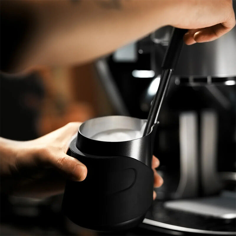 MHW-3Bomber P6513B Kulpsuz Süt Potu Pitcher, 400 ml, Siyah - MHW-3Bomber