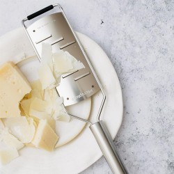 Microplane 38006E Professional Wide Trimming Grater - 4