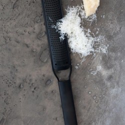 Microplane 43020E Black Sheep Zester - 3