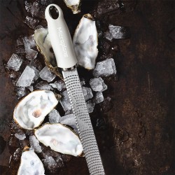 Microplane 46323E Premium Classic Zester Cashmere White - 4