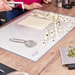 Rösle 12720 Stainless Steel Dough Cutter, 6 cm - 2