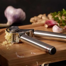 Rösle 12895 Stainless Steel Garlic Press, 20 cm - 5