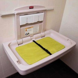 Rubbermaid Станция для переодевания младенцев - 2