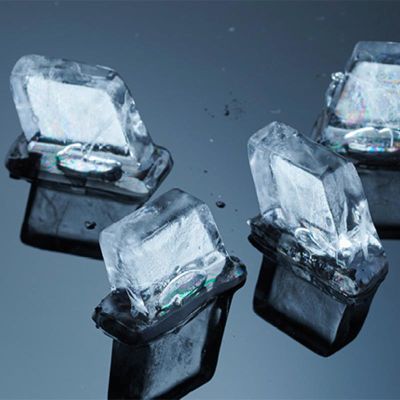 Scotsman NU 300 Hopper Dice Ice Machine, 142 kg/day Capacity - Scotsman