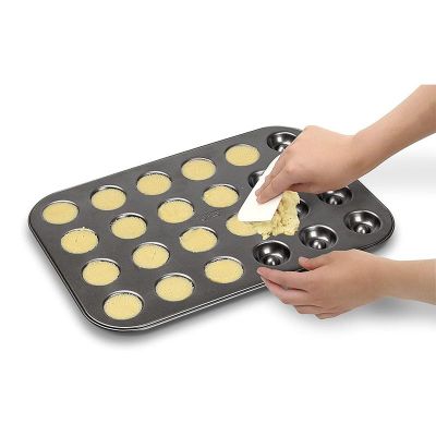 Zenker 6000 24'lü Sparkling Christmas Çörek Pişirme Tepsisi - 3